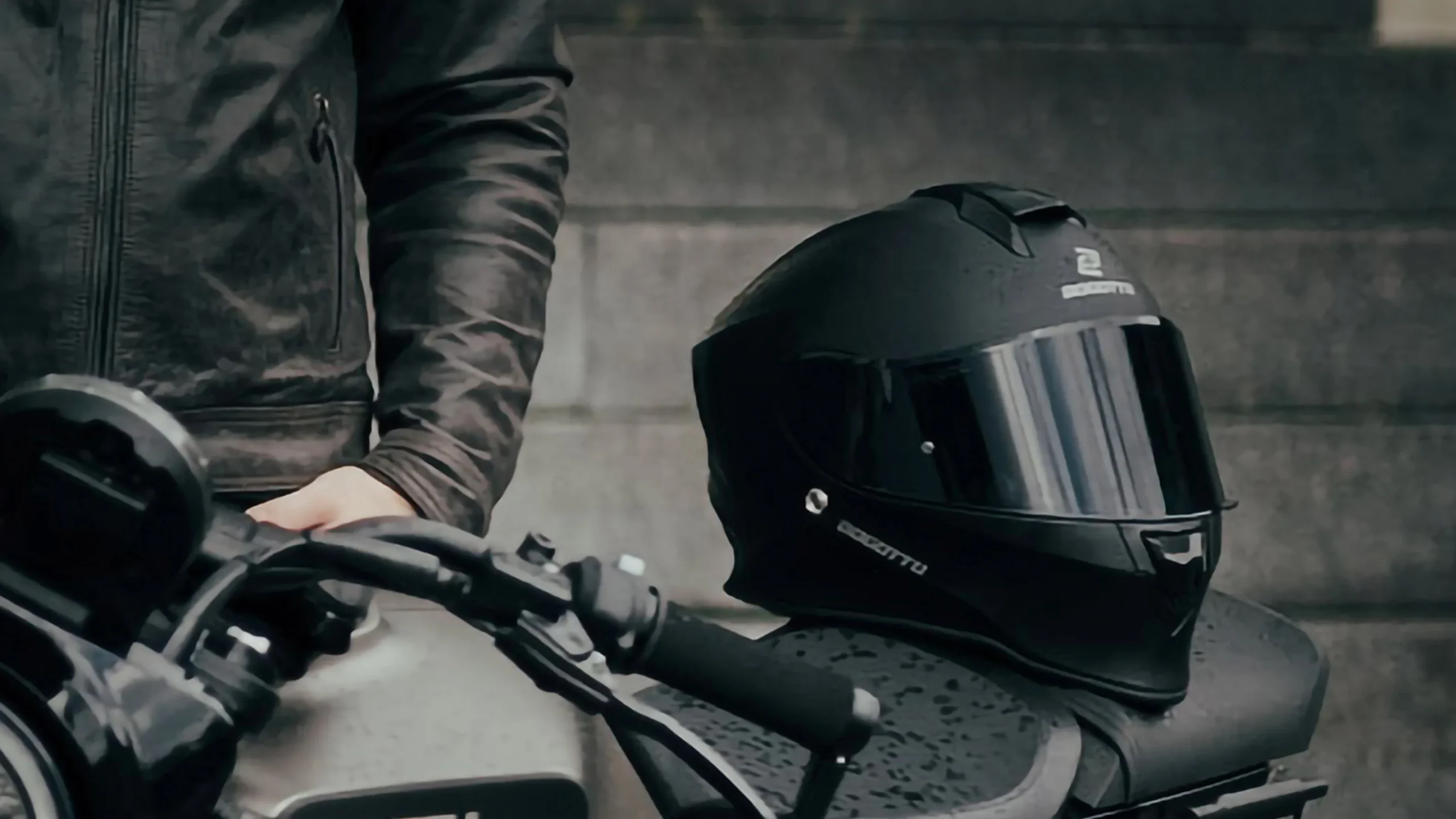 Lightweight Motorcycle Helmet