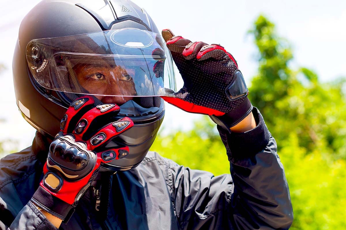 Best Helmet Accessories for Bikers
